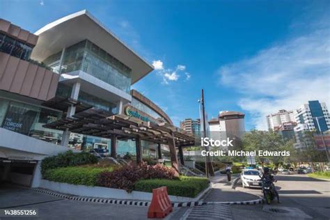 ‭Lucerne Jewellers‬ in Cardinal Rosales Avenue Ayala Center 